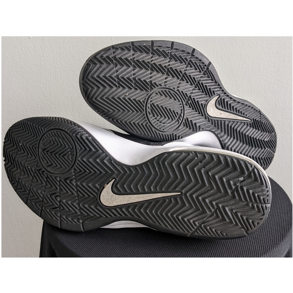 Nike Air Max Body U TB (Women's, White/Black) - Picture 5 of 7